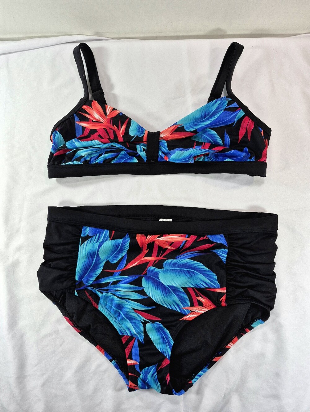 NWOT Venus High-Waisted Tropical Leaf Bikini Set - Size 18